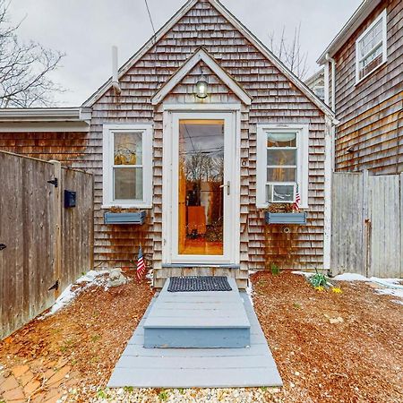 The Hot Tub House Hotel Provincetown Exterior photo