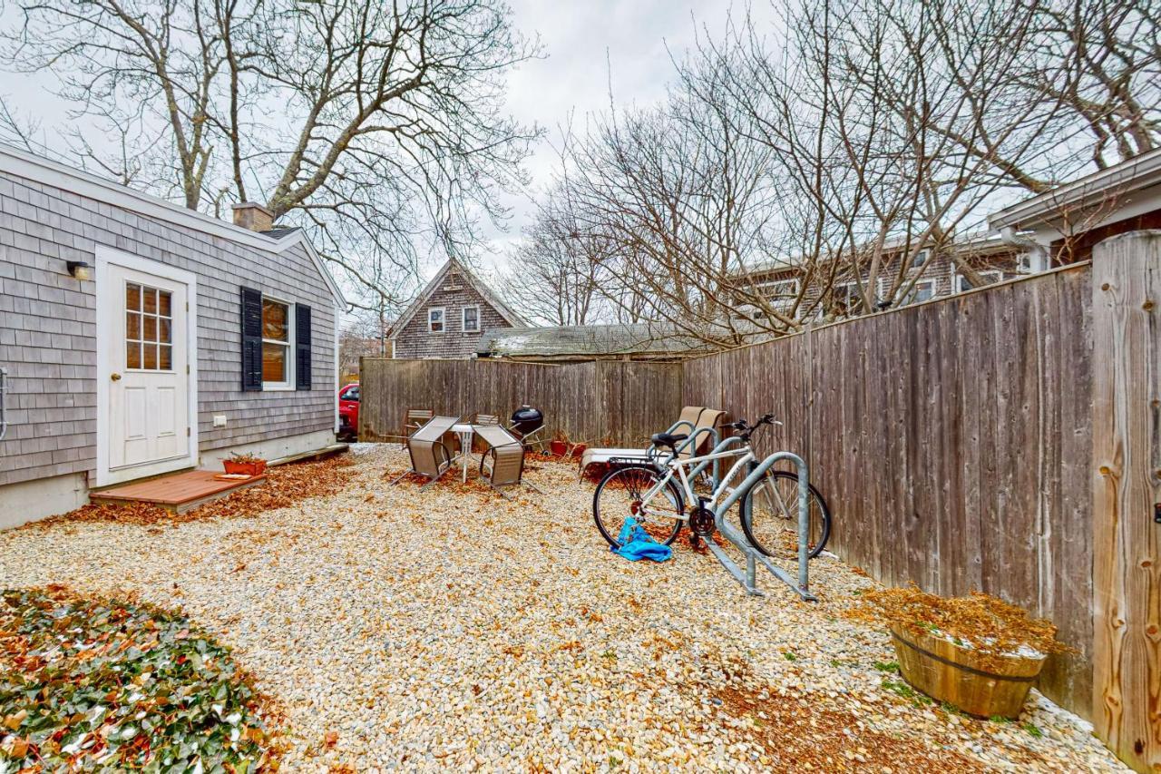 The Hot Tub House Hotel Provincetown Exterior photo